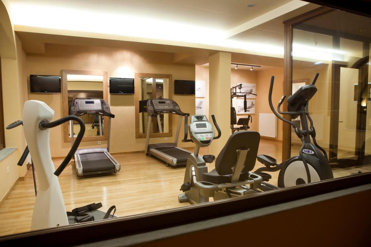 Kazarma Hotel Kalývia Fylaktís Bagian luar foto