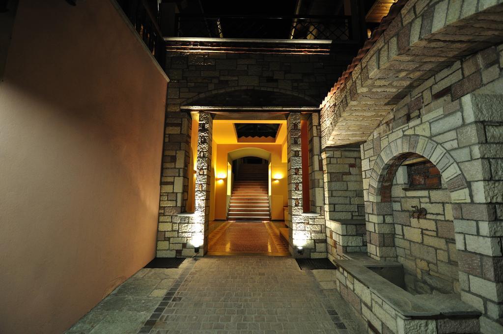 Kazarma Hotel Kalývia Fylaktís Bagian luar foto