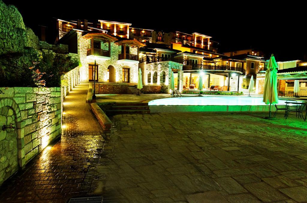 Kazarma Hotel Kalývia Fylaktís Bagian luar foto