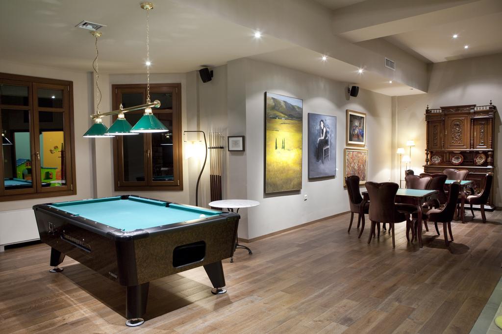 Kazarma Hotel Kalývia Fylaktís Bagian luar foto