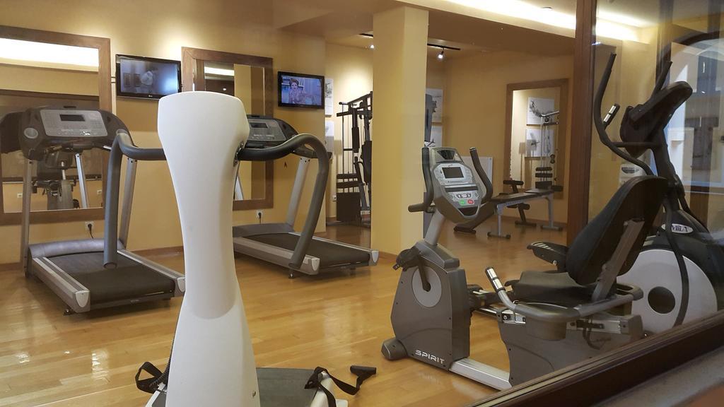 Kazarma Hotel Kalývia Fylaktís Bagian luar foto