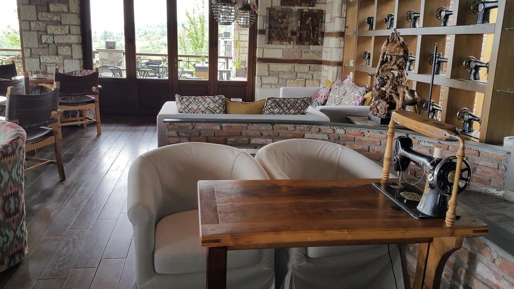 Kazarma Hotel Kalývia Fylaktís Bagian luar foto
